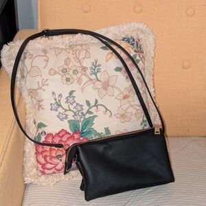 Chic Black Crossbody Bag